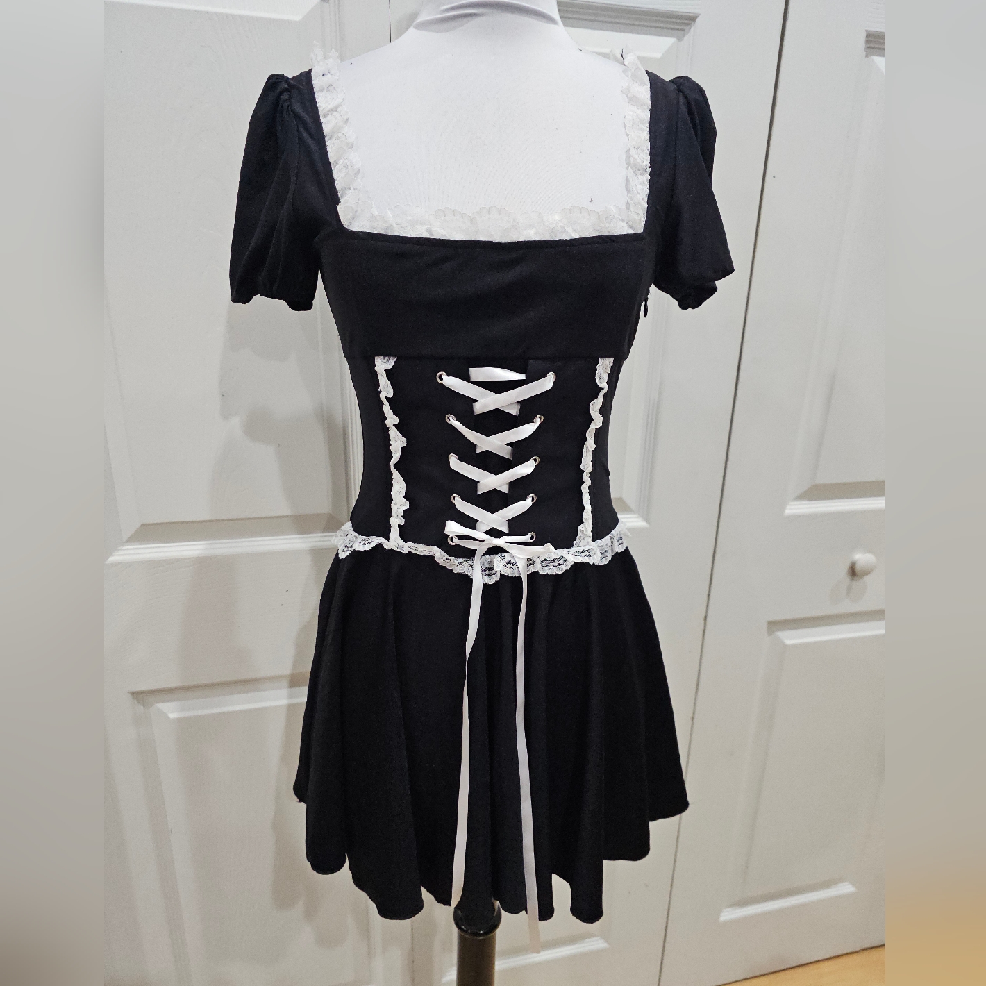 Vintage Dolls Kill Black & White Lace Up Dream Of Romance Babydoll Dress S